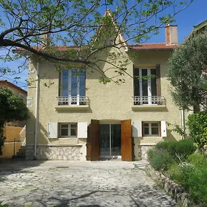 Villa Maison Avec Jardin Sur Une Colline, Marseille